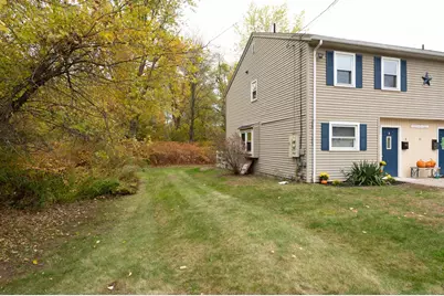 31 South Avenue #L, Derry, NH 03038 - Photo 3