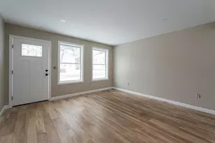 51 Academy St, Laconia, NH 03246 - Photo 9