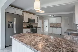 94 Lakeshore Dr, Northwood, NH 03261 - Photo 9