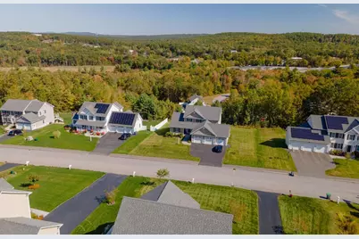 135 Brookview Drive, Hooksett, NH 03106 - Photo 33