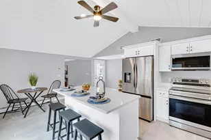 7 Trues Pkwy, Sandown, NH 03873 - Photo 5