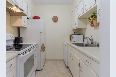 148 Breakwater Drive #804, South Portland, ME 04106 - Photo 5