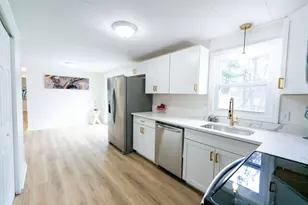 55 Judith St, Danville, NH 03819 - Photo 7