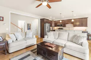 12 Manor Dr, Hooksett, NH 03106 - Photo 13