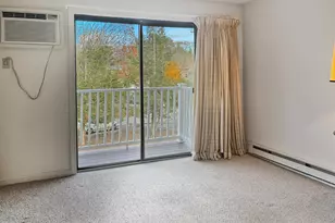 325 Lita Ln, Newmarket, NH 03857 - Photo 7