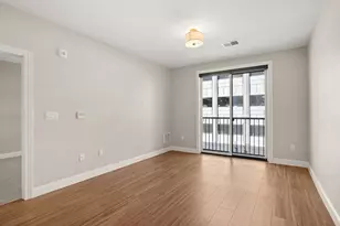 99 Foundry Pl, Portsmouth, NH 03801 - Photo 3