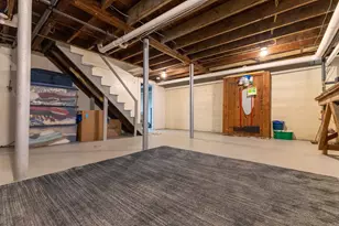 93 Myrtle St, Claremont, NH 03743 - Photo 41