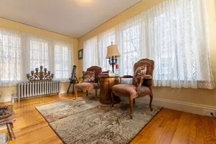 93 Myrtle St, Claremont, NH 03743 - Photo 9