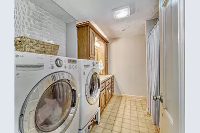 17 Schaefer Circle, Hudson, NH 03051 - Photo 23