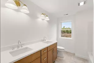 19 Lily Ln, Londonderry, NH 03053 - Photo 15