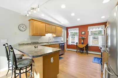 611 North Pembroke Road, Pembroke, NH 03275 - Photo 9