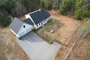 611 N Pembroke Rd, Pembroke, NH 03275 - Photo 43