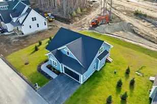 51 Lady Walsingham Wy, Laconia, NH 03246 - Photo 9