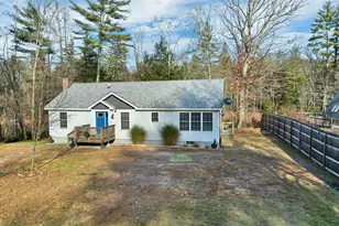 7 Cashell Ln, Webster, NH 03303 - Photo 3