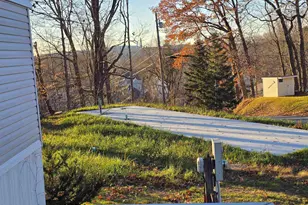 108 Baker Dr, Bennington, VT 01237 - Photo 9