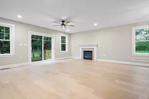 214 Pembroke St, Pembroke, NH 03275 - Photo 9