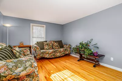 7 Robert Drive, Nashua, NH 03063 - Photo 3