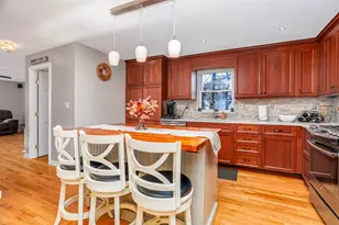 7 Robert Dr, Nashua, NH 03063 - Photo 9