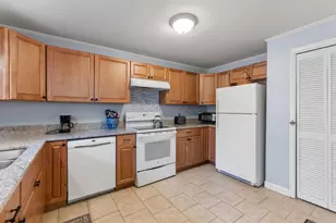 42 Wylie Ct, Conway, NH 03818 - Photo 3