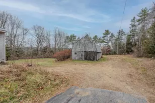 141 Raymond Rd, Deerfield, NH 03037 - Photo 25