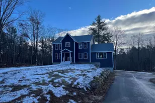 47 Long Hl Rd, Raymond, NH 03077 - Photo 1