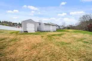 14 Silver Doe Ln, Merrimack, NH 03054 - Photo 35