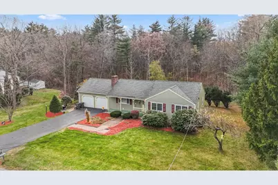 29 Golden Gate Drive, Hooksett, NH 03106 - Photo 3