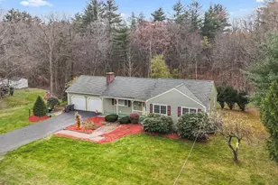 29 Golden Gate Dr, Hooksett, NH 03106 - Photo 3