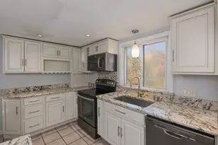 5 Kimball Ave, Plaistow, NH 03865 - Photo 5