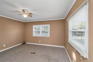 9 Strawberry Ln, Concord, NH 03301 - Photo 11