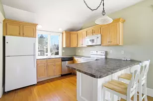 631 Lake Ave, Manchester, NH 03103 - Photo 41