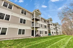 265 Edward J Roy Dr, Manchester, NH 03104 - Photo 35