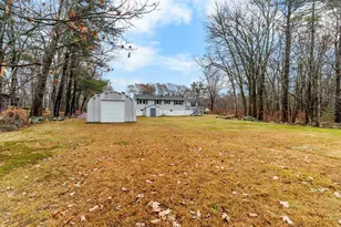27 Cove Dr, Derry, NH 03038 - Photo 11