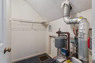 380 Ocean Rd, Portsmouth, NH 03801 - Photo 19