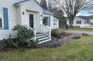 478 Chandler Rd, Hartford, VT 05001 - Photo 17