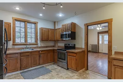 10 King Street, Rockingham, VT 05101 - Photo 15