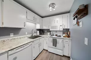 798 Court St, Keene, NH 03431 - Photo 7