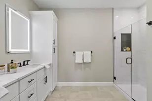 10100 S Willow St, Manchester, NH 03103 - Photo 19