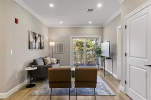 10100 S Willow St, Manchester, NH 03103 - Photo 13