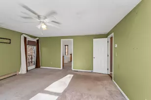 294 5 Hampstead Rd, Derry, NH 03038 - Photo 27