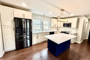 375 Main Dunstable Rd, Nashua, NH 03062 - Photo 7