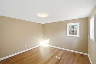 174 S Stark Hwy, Weare, NH 03281 - Photo 11