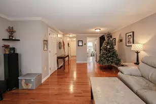 39 Bartemus Trail, Nashua, NH 03063 - Photo 15