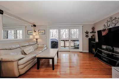 39 Bartemus Trail, Nashua, NH 03063 - Photo 13