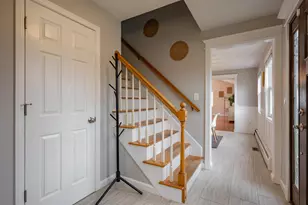 34 Lindsay Rd, Hooksett, NH 03106 - Photo 3