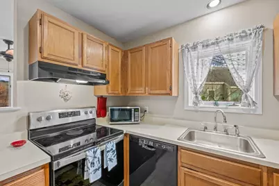 388 Western Avenue #E1, Henniker, NH 03242 - Photo 7