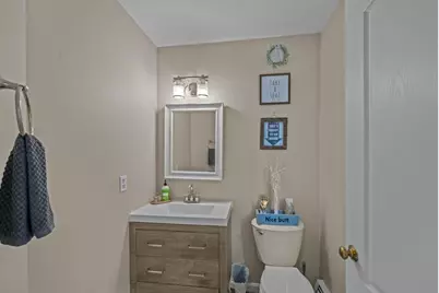 388 Western Avenue #E1, Henniker, NH 03242 - Photo 19