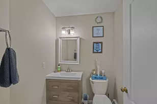 388 Western Ave, Henniker, NH 03242 - Photo 19