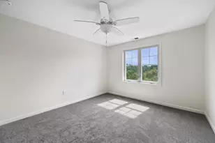 1 Autumn Ln, Raymond, NH 03077 - Photo 15