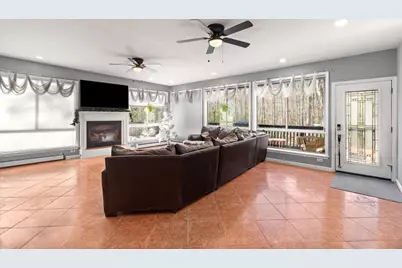 314 Main Street, Plaistow, NH 03865 - Photo 9